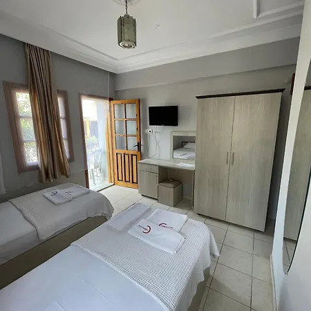 Hotell Carmina Ovacık