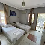 Carmina Hotel 3*