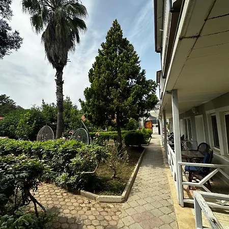 Carmina Szálloda 3*